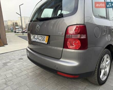 Сірий Фольксваген Туран, об'ємом двигуна 1.4 л та пробігом 187 тис. км за 6650 $, фото 20 на Automoto.ua