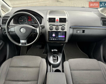Серый Фольксваген Туран, объемом двигателя 1.97 л и пробегом 370 тыс. км за 6199 $, фото 20 на Automoto.ua