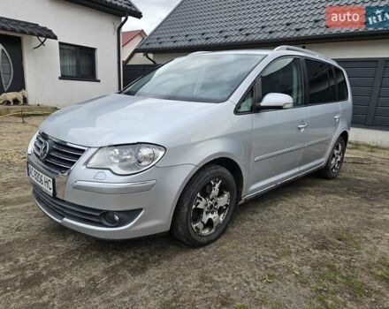 Сірий Фольксваген Туран, об'ємом двигуна 1.97 л та пробігом 315 тис. км за 7100 $, фото 2 на Automoto.ua