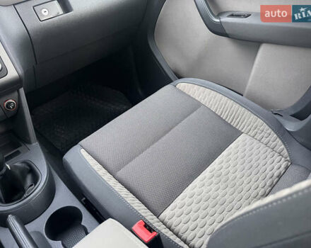 Сірий Фольксваген Туран, об'ємом двигуна 1.4 л та пробігом 48 тис. км за 8999 $, фото 38 на Automoto.ua