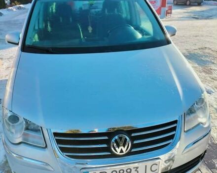 Серый Фольксваген Туран, объемом двигателя 1.4 л и пробегом 203 тыс. км за 7200 $, фото 24 на Automoto.ua