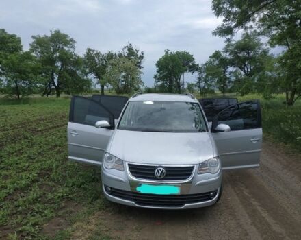 Серый Фольксваген Туран, объемом двигателя 1.4 л и пробегом 216 тыс. км за 6600 $, фото 6 на Automoto.ua