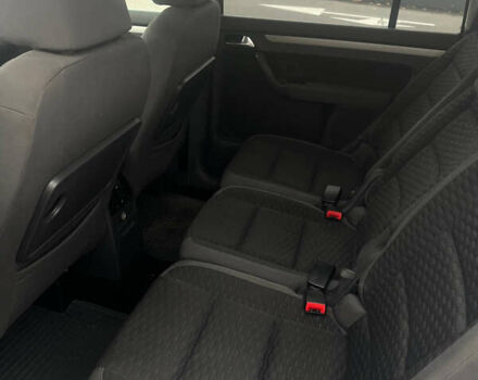 Серый Фольксваген Туран, объемом двигателя 1.39 л и пробегом 192 тыс. км за 6300 $, фото 11 на Automoto.ua