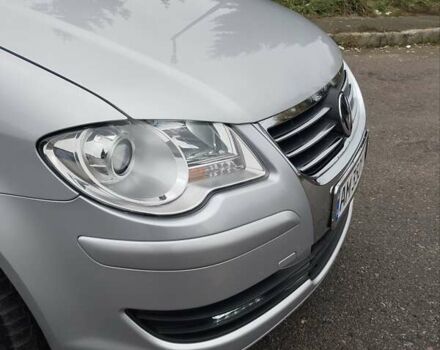 Серый Фольксваген Туран, объемом двигателя 1.6 л и пробегом 254 тыс. км за 7650 $, фото 22 на Automoto.ua