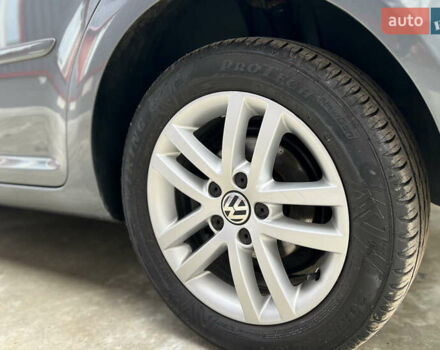 Серый Фольксваген Туран, объемом двигателя 1.6 л и пробегом 217 тыс. км за 8200 $, фото 15 на Automoto.ua