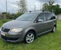Серый Фольксваген Туран, объемом двигателя 1.6 л и пробегом 180 тыс. км за 2500 $, фото 1 на Automoto.ua