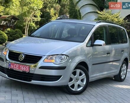 Сірий Фольксваген Туран, об'ємом двигуна 1.6 л та пробігом 230 тис. км за 6750 $, фото 15 на Automoto.ua