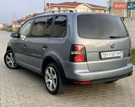 Сірий Фольксваген Туран, об'ємом двигуна 1.4 л та пробігом 48 тис. км за 8999 $, фото 20 на Automoto.ua