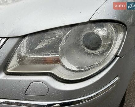 Серый Фольксваген Туран, объемом двигателя 1.6 л и пробегом 262 тыс. км за 6700 $, фото 8 на Automoto.ua