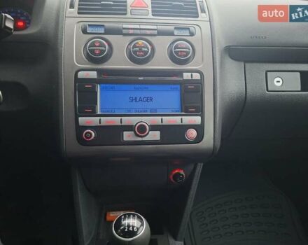 Сірий Фольксваген Туран, об'ємом двигуна 1.39 л та пробігом 295 тис. км за 6000 $, фото 11 на Automoto.ua