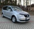 Серый Фольксваген Туран, объемом двигателя 1.9 л и пробегом 275 тыс. км за 6700 $, фото 1 на Automoto.ua