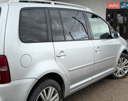 Сірий Фольксваген Туран, об'ємом двигуна 1.97 л та пробігом 370 тис. км за 6200 $, фото 15 на Automoto.ua