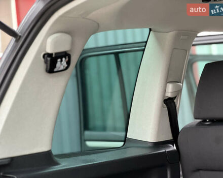 Серый Фольксваген Туран, объемом двигателя 1.6 л и пробегом 217 тыс. км за 8200 $, фото 86 на Automoto.ua