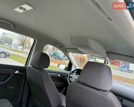 Сірий Фольксваген Туран, об'ємом двигуна 1.4 л та пробігом 187 тис. км за 6650 $, фото 39 на Automoto.ua