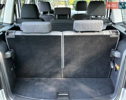 Сірий Фольксваген Туран, об'ємом двигуна 1.6 л та пробігом 230 тис. км за 6750 $, фото 102 на Automoto.ua