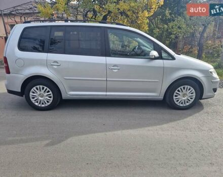 Серый Фольксваген Туран, объемом двигателя 1.39 л и пробегом 211 тыс. км за 6200 $, фото 5 на Automoto.ua