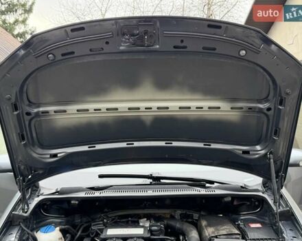 Серый Фольксваген Туран, объемом двигателя 1.6 л и пробегом 251 тыс. км за 6950 $, фото 48 на Automoto.ua