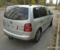 Сірий Фольксваген Туран, об'ємом двигуна 1.4 л та пробігом 231 тис. км за 6999 $, фото 21 на Automoto.ua