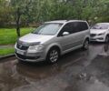 Сірий Фольксваген Туран, об'ємом двигуна 1.98 л та пробігом 229 тис. км за 7300 $, фото 1 на Automoto.ua