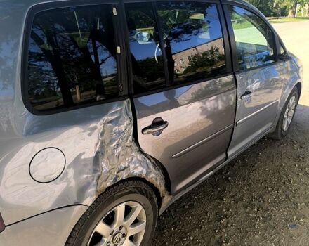 Сірий Фольксваген Туран, об'ємом двигуна 1.4 л та пробігом 208 тис. км за 4200 $, фото 1 на Automoto.ua