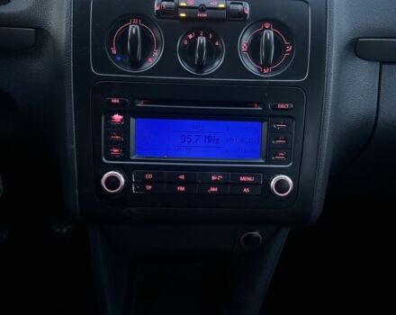 Серый Фольксваген Туран, объемом двигателя 1.9 л и пробегом 250 тыс. км за 3450 $, фото 15 на Automoto.ua