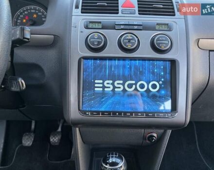 Серый Фольксваген Туран, объемом двигателя 1.6 л и пробегом 225 тыс. км за 6700 $, фото 43 на Automoto.ua