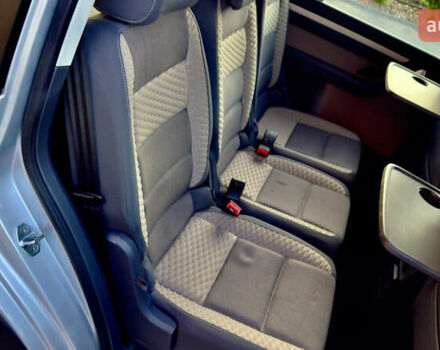 Сірий Фольксваген Туран, об'ємом двигуна 1.6 л та пробігом 218 тис. км за 8400 $, фото 45 на Automoto.ua