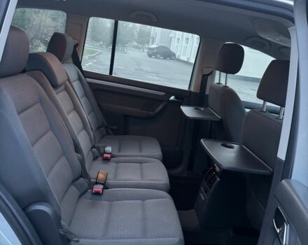 Серый Фольксваген Туран, объемом двигателя 1.9 л и пробегом 250 тыс. км за 3450 $, фото 19 на Automoto.ua