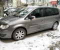 Сірий Фольксваген Туран, об'ємом двигуна 1.4 л та пробігом 178 тис. км за 8200 $, фото 5 на Automoto.ua
