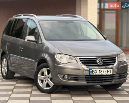 Сірий Фольксваген Туран, об'ємом двигуна 1.9 л та пробігом 221 тис. км за 6600 $, фото 15 на Automoto.ua