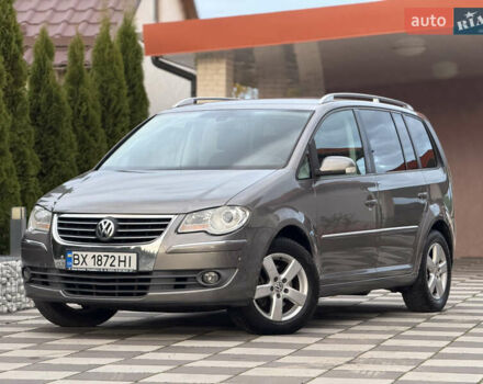 Сірий Фольксваген Туран, об'ємом двигуна 1.9 л та пробігом 221 тис. км за 6600 $, фото 9 на Automoto.ua