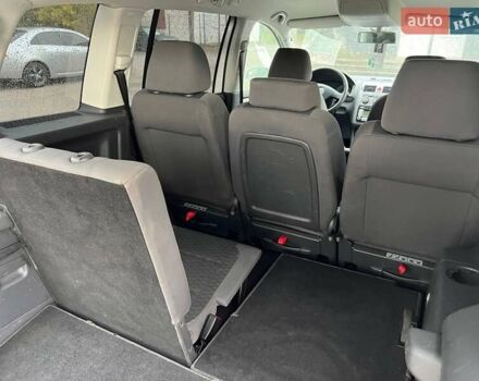 Серый Фольксваген Туран, объемом двигателя 1.6 л и пробегом 262 тыс. км за 6700 $, фото 16 на Automoto.ua