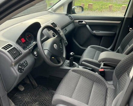 Сірий Фольксваген Туран, об'ємом двигуна 1.39 л та пробігом 208 тис. км за 7200 $, фото 8 на Automoto.ua