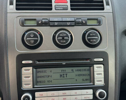 Серый Фольксваген Туран, объемом двигателя 1.4 л и пробегом 210 тыс. км за 5899 $, фото 87 на Automoto.ua