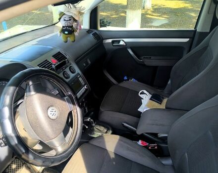 Сірий Фольксваген Туран, об'ємом двигуна 1.4 л та пробігом 208 тис. км за 4200 $, фото 7 на Automoto.ua