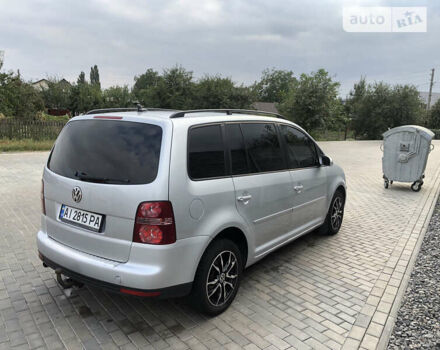 Сірий Фольксваген Туран, об'ємом двигуна 1.98 л та пробігом 360 тис. км за 5850 $, фото 4 на Automoto.ua