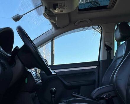 Серый Фольксваген Туран, объемом двигателя 1.4 л и пробегом 242 тыс. км за 7000 $, фото 8 на Automoto.ua