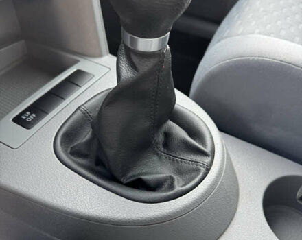 Серый Фольксваген Туран, объемом двигателя 1.6 л и пробегом 199 тыс. км за 7699 $, фото 20 на Automoto.ua