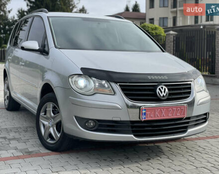 Серый Фольксваген Туран, объемом двигателя 1.9 л и пробегом 263 тыс. км за 7400 $, фото 13 на Automoto.ua