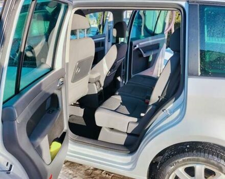 Серый Фольксваген Туран, объемом двигателя 1.4 л и пробегом 203 тыс. км за 7200 $, фото 16 на Automoto.ua