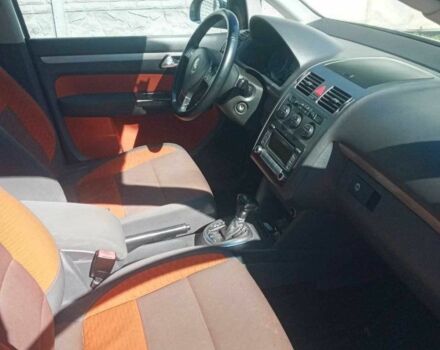 Сірий Фольксваген Туран, об'ємом двигуна 1.4 л та пробігом 175 тис. км за 6700 $, фото 8 на Automoto.ua