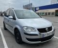 Серый Фольксваген Туран, объемом двигателя 1.4 л и пробегом 290 тыс. км за 5800 $, фото 1 на Automoto.ua