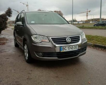 Серый Фольксваген Туран, объемом двигателя 1.4 л и пробегом 217 тыс. км за 7200 $, фото 9 на Automoto.ua