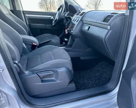 Сірий Фольксваген Туран, об'ємом двигуна 1.4 л та пробігом 248 тис. км за 7500 $, фото 35 на Automoto.ua