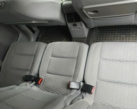 Серый Фольксваген Туран, объемом двигателя 1.4 л и пробегом 216 тыс. км за 6600 $, фото 8 на Automoto.ua