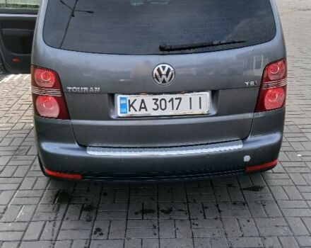 Серый Фольксваген Туран, объемом двигателя 1.4 л и пробегом 277 тыс. км за 6300 $, фото 14 на Automoto.ua