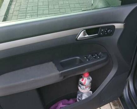 Серый Фольксваген Туран, объемом двигателя 1.4 л и пробегом 278 тыс. км за 6000 $, фото 16 на Automoto.ua