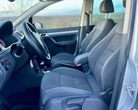 Сірий Фольксваген Туран, об'ємом двигуна 1.4 л та пробігом 248 тис. км за 7500 $, фото 19 на Automoto.ua