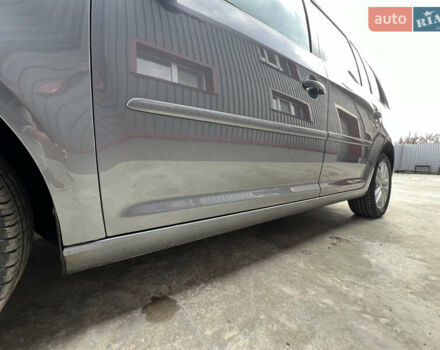 Серый Фольксваген Туран, объемом двигателя 1.6 л и пробегом 217 тыс. км за 8200 $, фото 33 на Automoto.ua