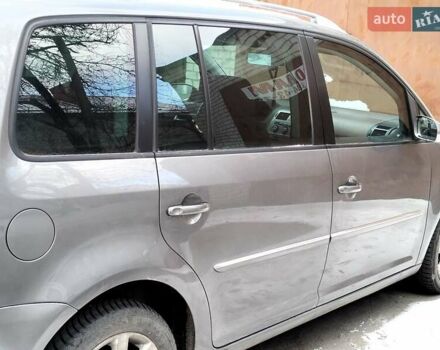 Сірий Фольксваген Туран, об'ємом двигуна 1.4 л та пробігом 178 тис. км за 8200 $, фото 8 на Automoto.ua